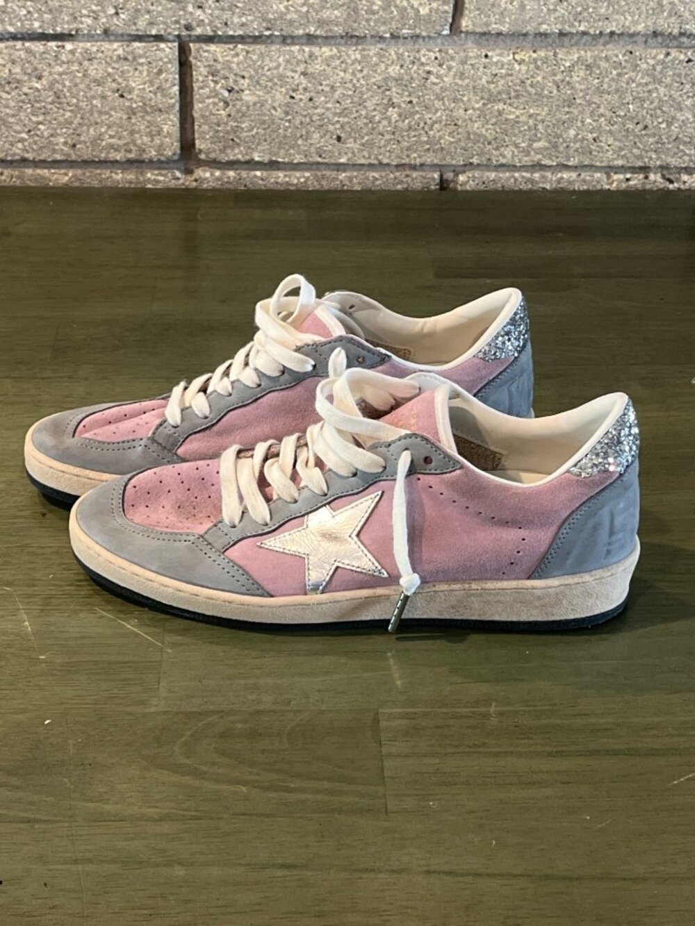 Pink & Gray Star-Accented Suede Sneakers With Metallic Detailing And White Laces